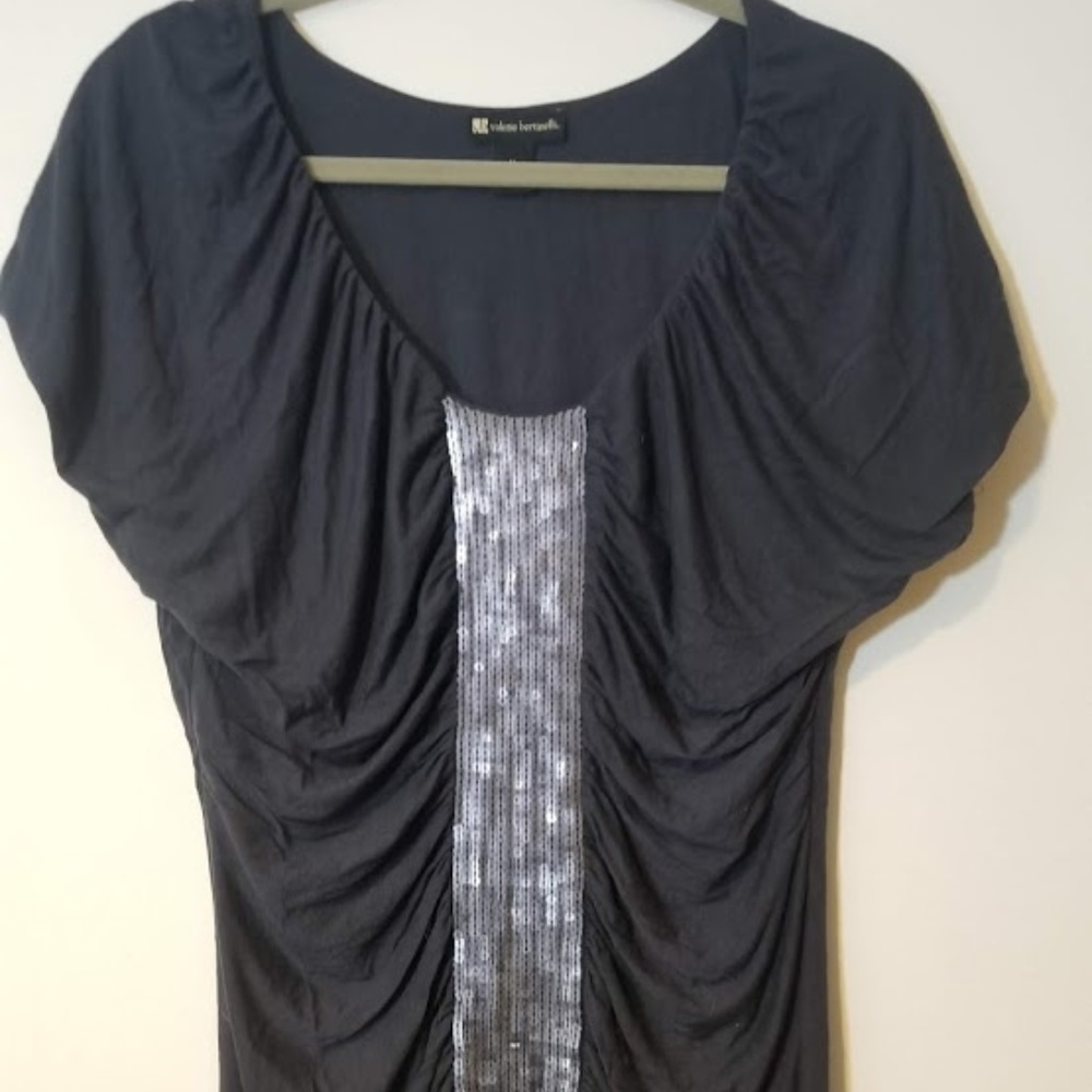 5/$25 🛍️ Dressy Tee - Sequins & Ruching